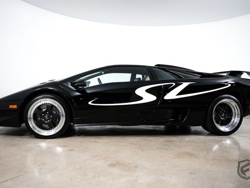 Used 1998 Lamborghini Diablo SV image 7