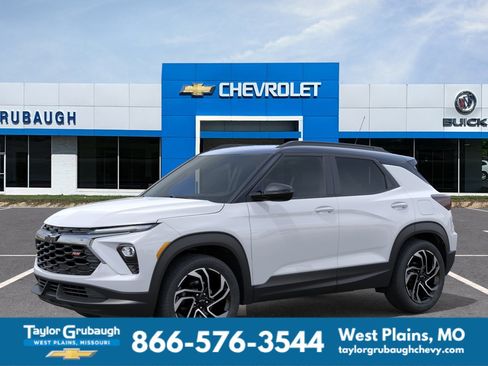 New 2026 Chevrolet TrailBlazer RS w/ Convenience Package FWD image 2