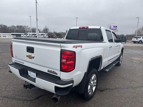Used 2017 Chevrolet Silverado 2500 High Country w/ Duramax Plus Package image 19