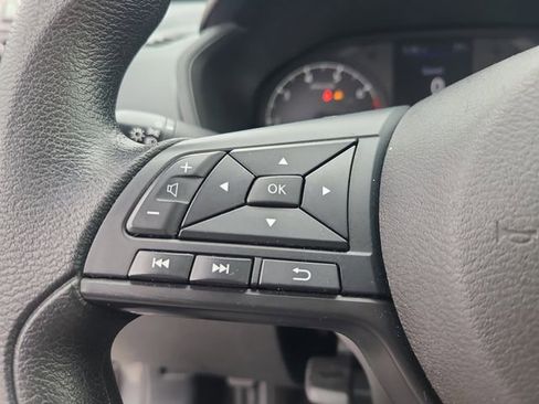 Used 2024 Nissan Altima 2.5 S FWD image 27