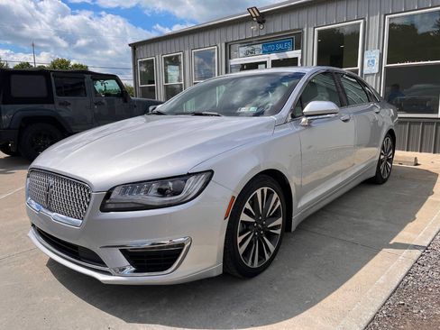 Used 2017 Lincoln MKZ Reserve w/ Climate Package AWD/4WD image 4