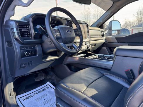 New 2024 Ford F450 Lariat image 12