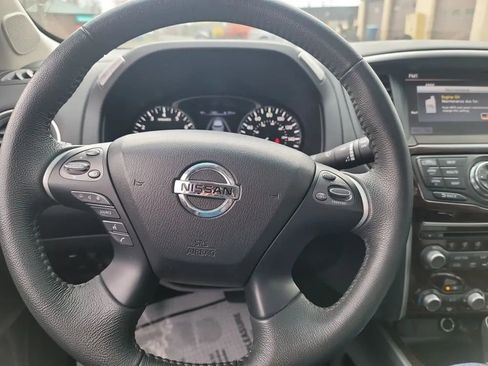 Used 2015 Nissan Pathfinder SL w/ SL Premium Package AWD/4WD image 14