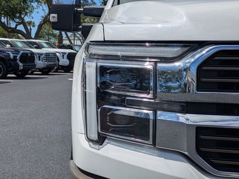 Used 2025 Ford F150 King Ranch w/ FX4 Off-Road Package image 10