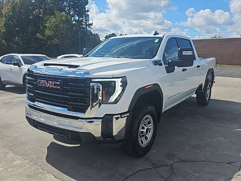 New 2026 GMC Sierra 2500 Pro w/ Convenience Package image 4