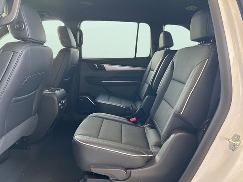 New 2026 Buick Enclave Preferred w/ Power Package image 8