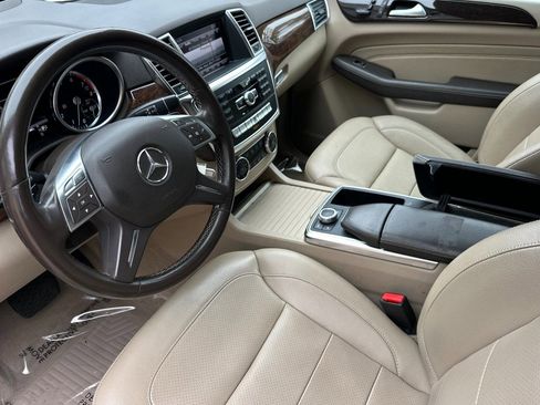 Used 2013 Mercedes-Benz ML 350 4MATIC image 4