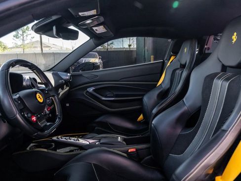 Used 2020 Ferrari F8 Tributo image 38
