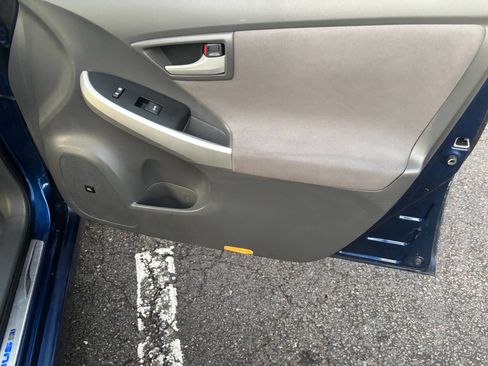 Used 2011 Toyota Prius Two image 21