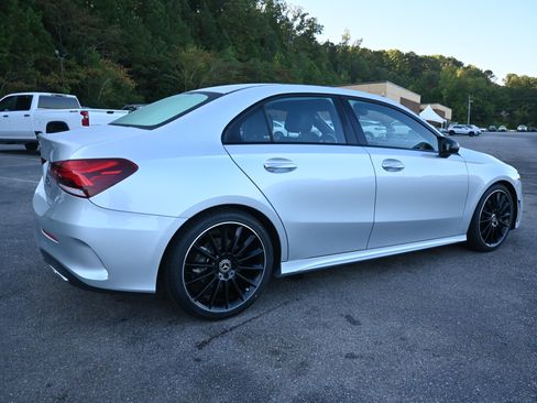 Used 2022 Mercedes-Benz A 220 A 220 image 9