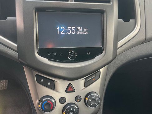 Used 2015 Chevrolet Sonic LT FWD image 11