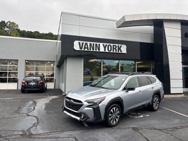 Certified 2024 Subaru Outback Limited AWD/4WD image 1