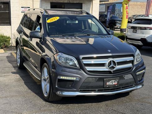 Used 2015 Mercedes-Benz GL 550 4MATIC w/ Accessory Chrome Package image 7