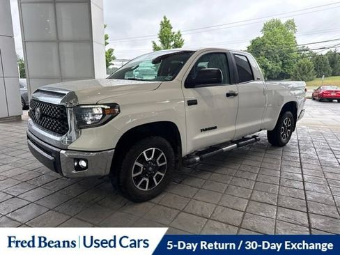 Used 2021 Toyota Tundra SR5 w/ TRD Off-Road Package AWD/4WD image 26