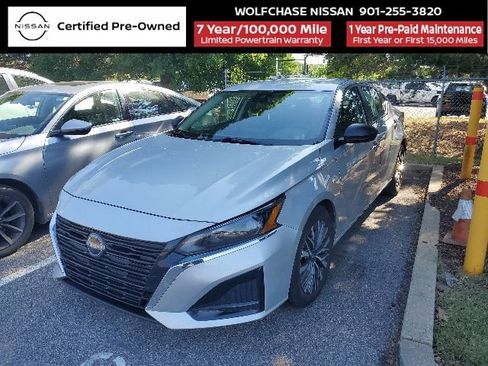 Certified 2024 Nissan Altima 2.5 SV FWD image 1