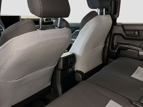 Used 2025 Toyota 4Runner TRD Off-Road image 28