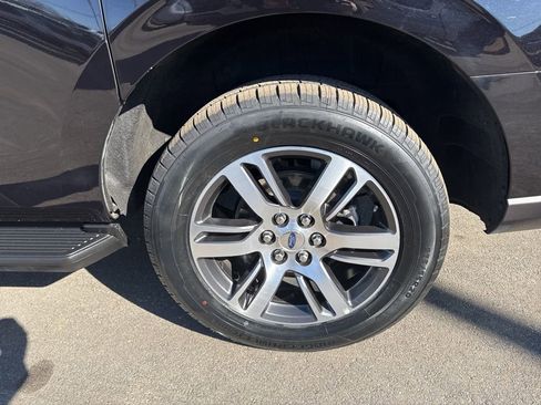 Used 2024 Ford Expedition Max Limited image 35
