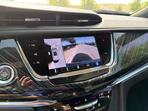 Used 2023 Cadillac XT6 Premium Luxury w/ Technology Package FWD image 30