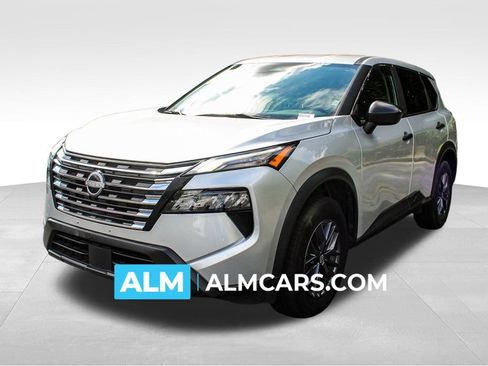 Used 2024 Nissan Rogue S FWD image 1