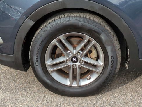 Used 2017 Hyundai Santa Fe Sport image 11