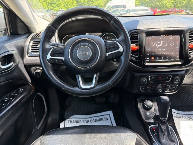 Used 2018 Jeep Compass Limited w/ Navigation Group AWD/4WD image 15
