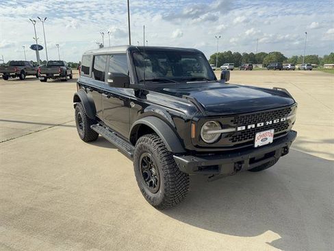 Used 2024 Ford Bronco Wildtrak AWD/4WD image 2