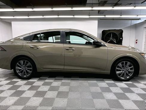 New 2026 Nissan Sentra SL w/ Floor Mat Package FWD image 19