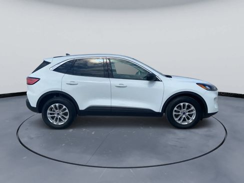 Used 2022 Ford Escape SE w/ Convenience Package AWD/4WD image 6