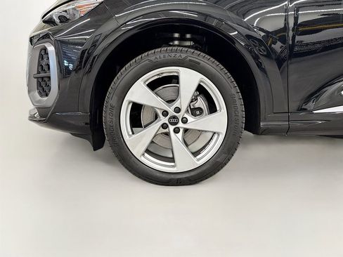 New 2025 Audi Q5 Premium Plus image 23