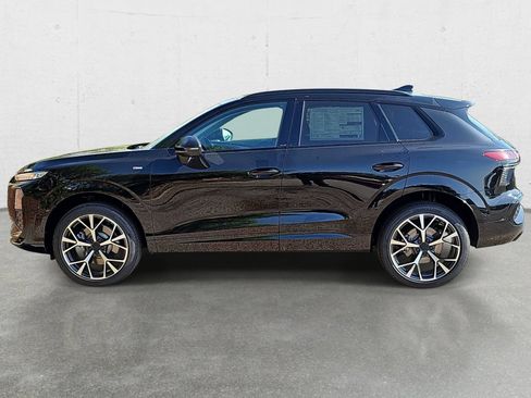 New 2026 Audi Q3 quattro 2.0T AWD/4WD image 8