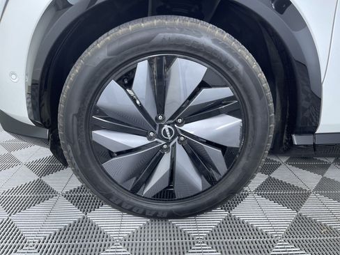 Certified 2023 Nissan Ariya AWD/4WD image 26