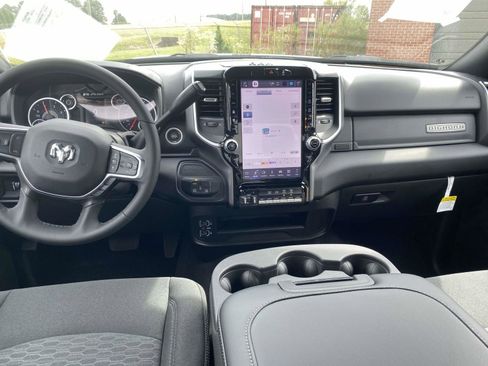 Used 2025 RAM 2500 Big Horn image 14