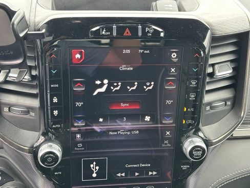 Used 2019 RAM 1500 Limited AWD/4WD image 31