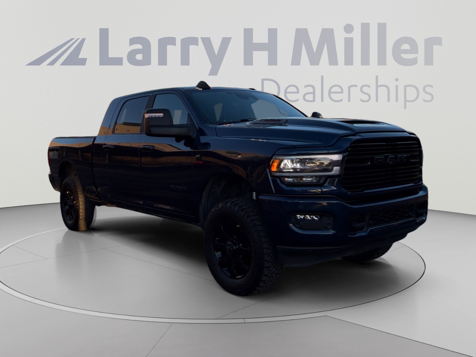 Used 2024 RAM 2500 Laramie w/ Night Edition AWD/4WD image 7