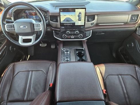 Used 2024 Ford Expedition Limited AWD/4WD image 27