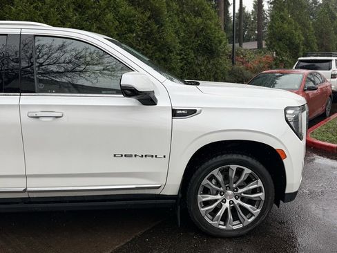 Used 2021 GMC Yukon Denali image 17