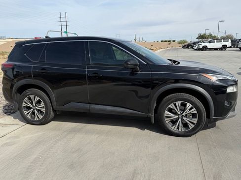 Used 2021 Nissan Rogue SV AWD/4WD image 5