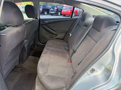 Used 2010 Nissan Altima 2.5 S image 9