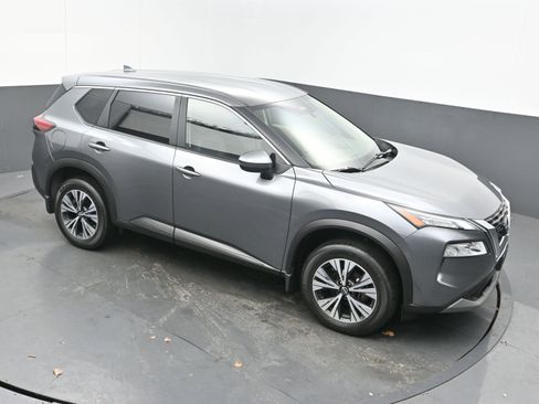 Certified 2023 Nissan Rogue SV image 31