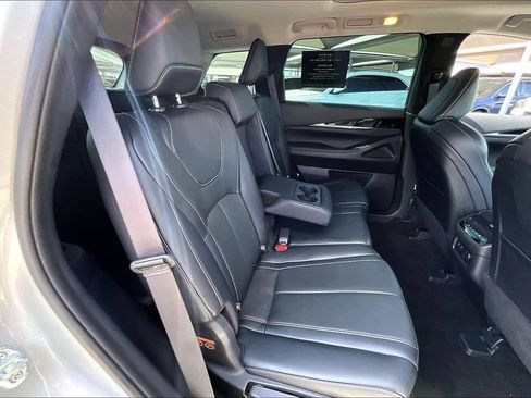 Certified 2023 INFINITI QX60 Pure FWD image 38