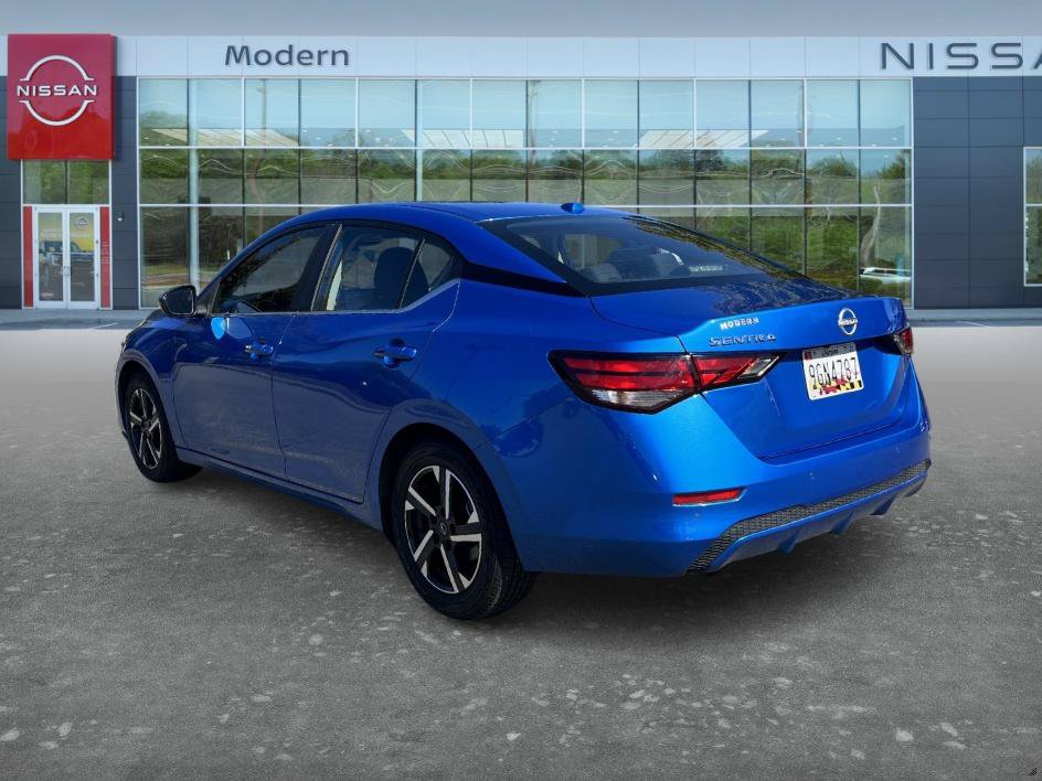 Certified 2025 Nissan Sentra SV FWD image 7