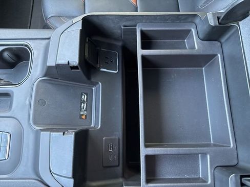 Used 2024 GMC Sierra 2500 AT4 w/ AT4 Premium Plus Package image 28