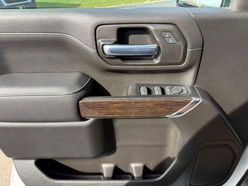 Used 2023 GMC Sierra 2500 SLE w/ SLE Value Package; image 33