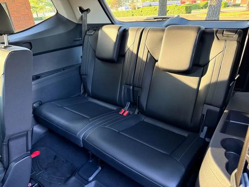 Used 2019 Volkswagen Atlas SE w/ Panoramic Sunroof Package image 18