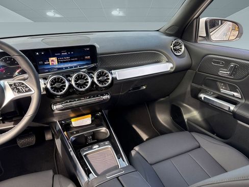 New 2026 Mercedes-Benz GLB 250 image 24