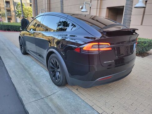 Used 2018 Tesla Model X 100D AWD/4WD image 13