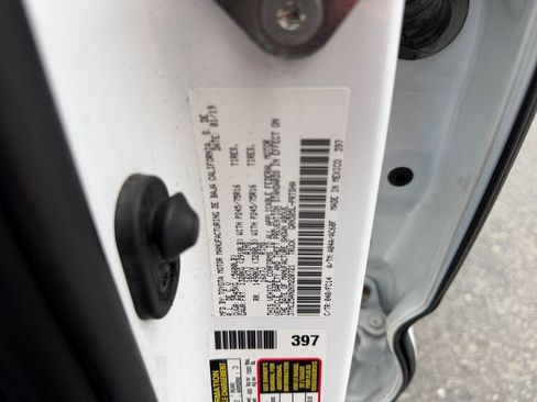 Certified 2019 Toyota Tacoma SR5 AWD/4WD image 27