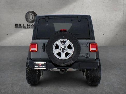 Used 2022 Jeep Wrangler Unlimited Sport image 8