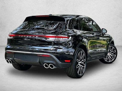 Used 2024 Porsche Macan AWD/4WD image 2