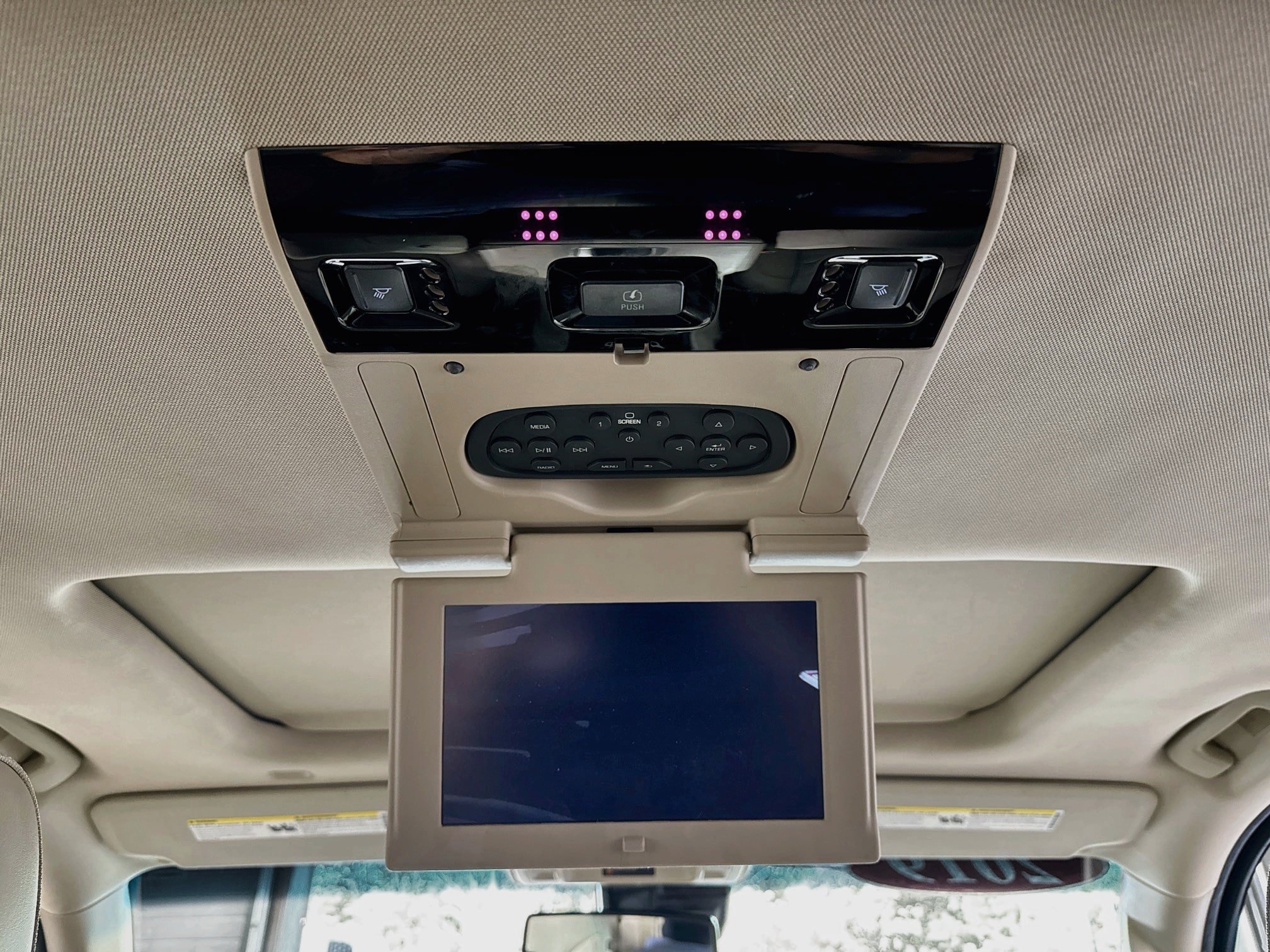 Used 2019 GMC Yukon XL Denali w/ Open Road Package AWD/4WD image 25